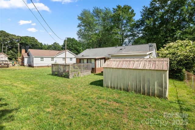 728 Dedmon Drive, Charlotte, NC 28216