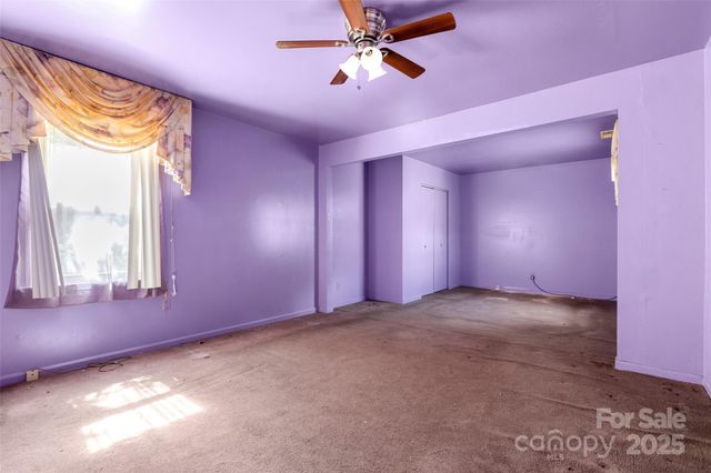 728 Dedmon Drive, Charlotte, NC 28216