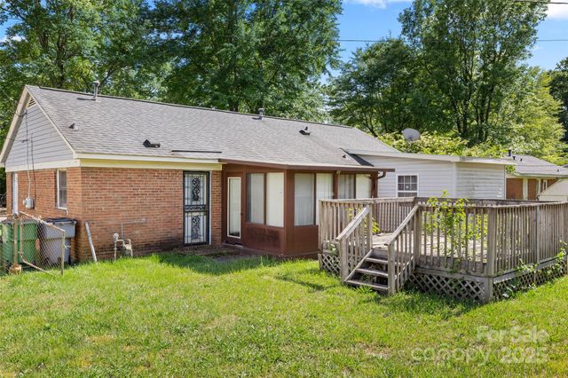 728 Dedmon Drive, Charlotte, NC 28216