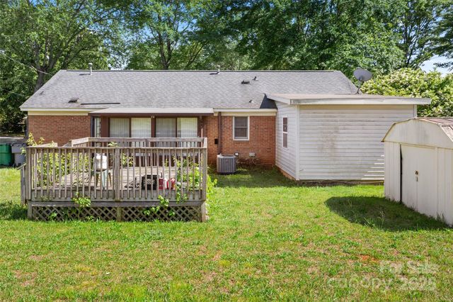 728 Dedmon Drive, Charlotte, NC 28216