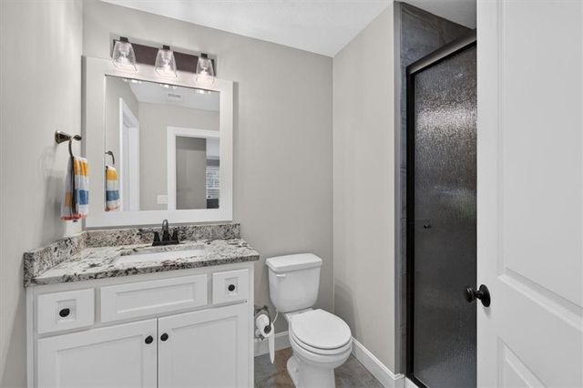 5008 W 141st Terrace, Leawood, KS 66224