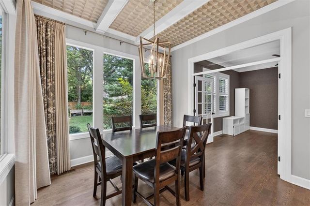 5008 W 141st Terrace, Leawood, KS 66224