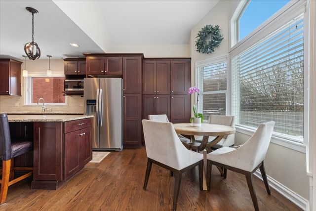1104 S LINCOLN Avenue, Park Ridge, IL 60068