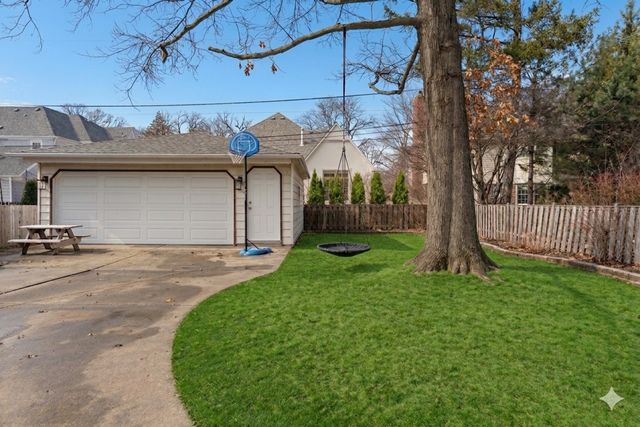 1104 S LINCOLN Avenue, Park Ridge, IL 60068