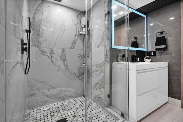 11905 NE 6th Ave, Biscayne Park, FL 33161