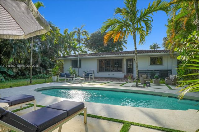 11905 NE 6th Ave, Biscayne Park, FL 33161