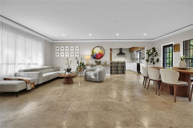 11905 NE 6th Ave, Biscayne Park, FL 33161