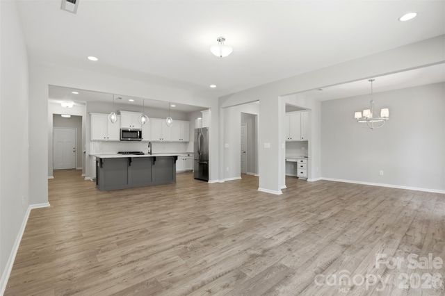 1117 Streamside Lane, York, SC 29745