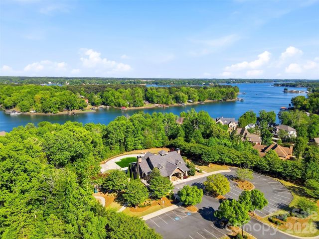 1117 Streamside Lane, York, SC 29745