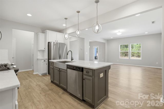 1117 Streamside Lane, York, SC 29745