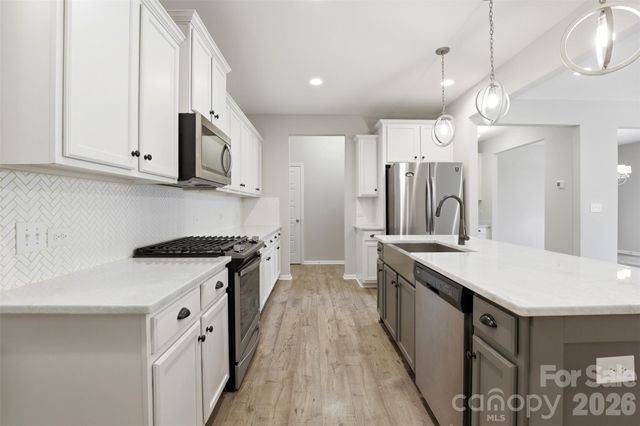 1117 Streamside Lane, York, SC 29745