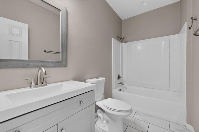 477 60th Street NW, Albuquerque, NM 87105
