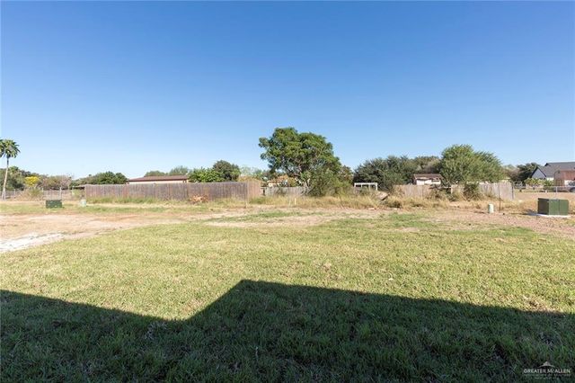 910 Bella Avenue, Alamo, TX 78516