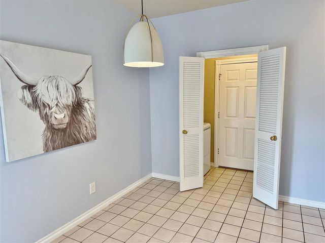 802 NW Hampton CT, Lawton, OK 73505