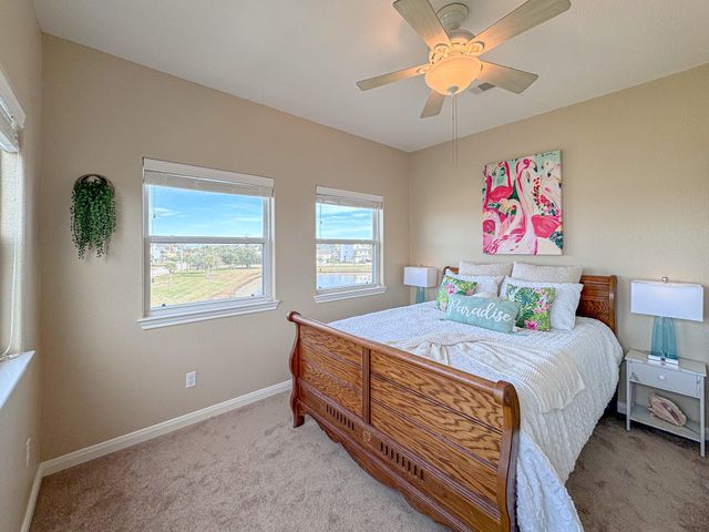 1303 Tiki Drive, Tiki Island, TX 77554