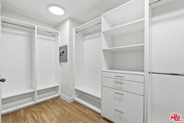 211 S Spalding Drive 107N, Beverly Hills, CA 90212