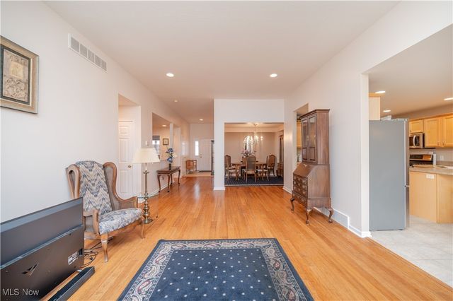 125 Fitch Boulevard 201, Austintown, OH 44515