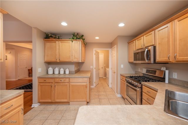 125 Fitch Boulevard 201, Austintown, OH 44515