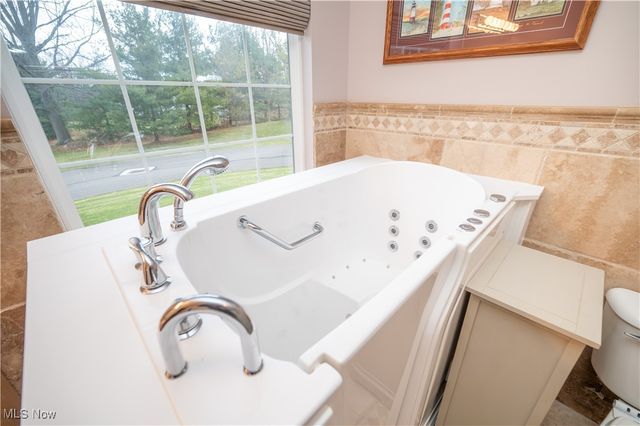 125 Fitch Boulevard 201, Austintown, OH 44515