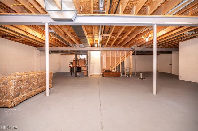 125 Fitch Boulevard 201, Austintown, OH 44515