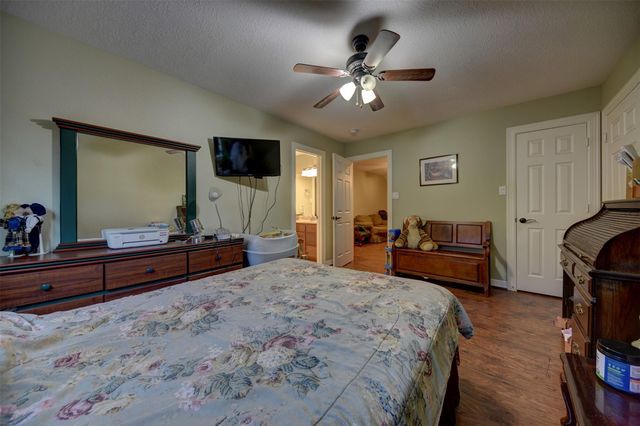 28850 Riley Road, Waller, TX 77484