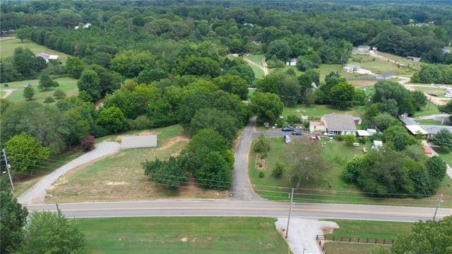 5707 B Parks Roads, Cumming, GA 30041