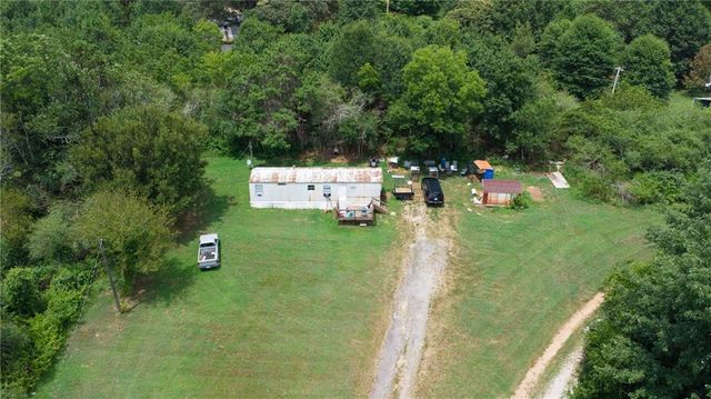 5707 B Parks Roads, Cumming, GA 30041