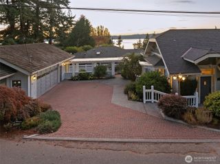 16905 35th Avenue SW, Burien, WA 98166