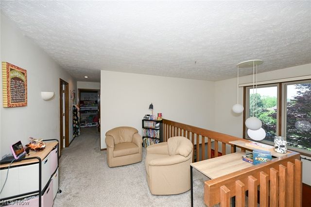 3379 S Smith Road, Fairlawn, OH 44333
