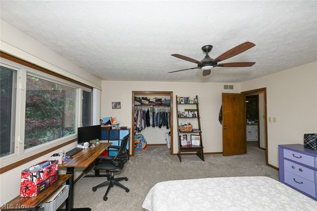 3379 S Smith Road, Fairlawn, OH 44333
