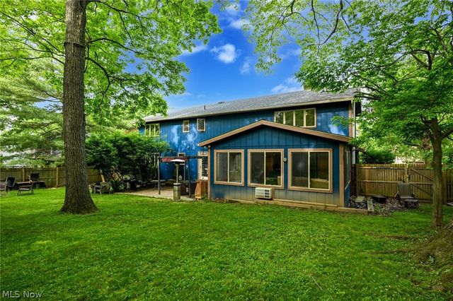 3379 S Smith Road, Fairlawn, OH 44333