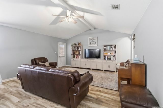 11854 LUCKEY VIS, San Antonio, TX 78252