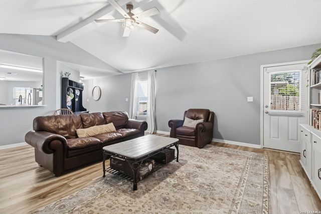 11854 LUCKEY VIS, San Antonio, TX 78252