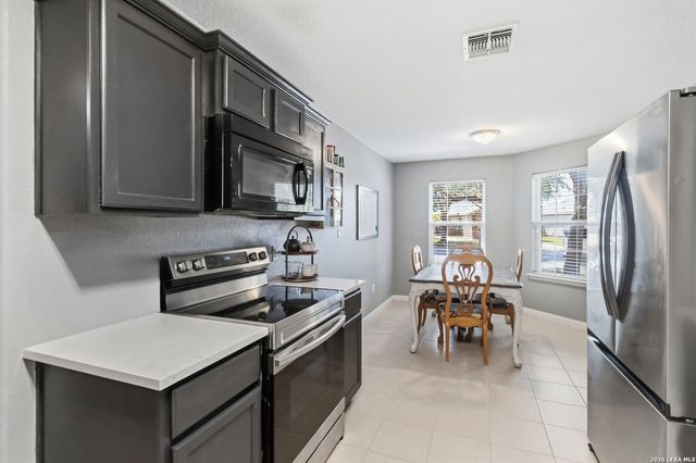 11854 LUCKEY VIS, San Antonio, TX 78252