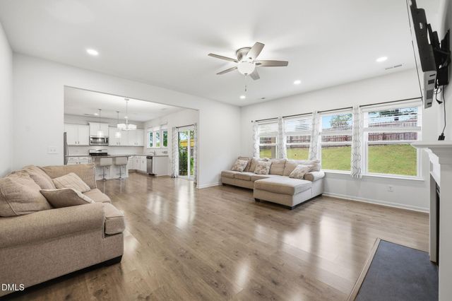106 Michelangelo Place, Morrisville, NC 27560