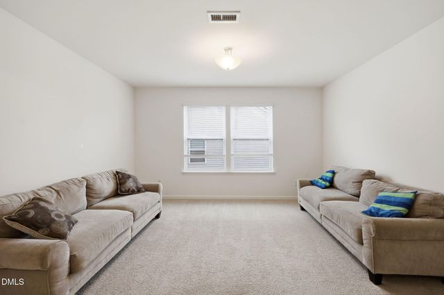 106 Michelangelo Place, Morrisville, NC 27560