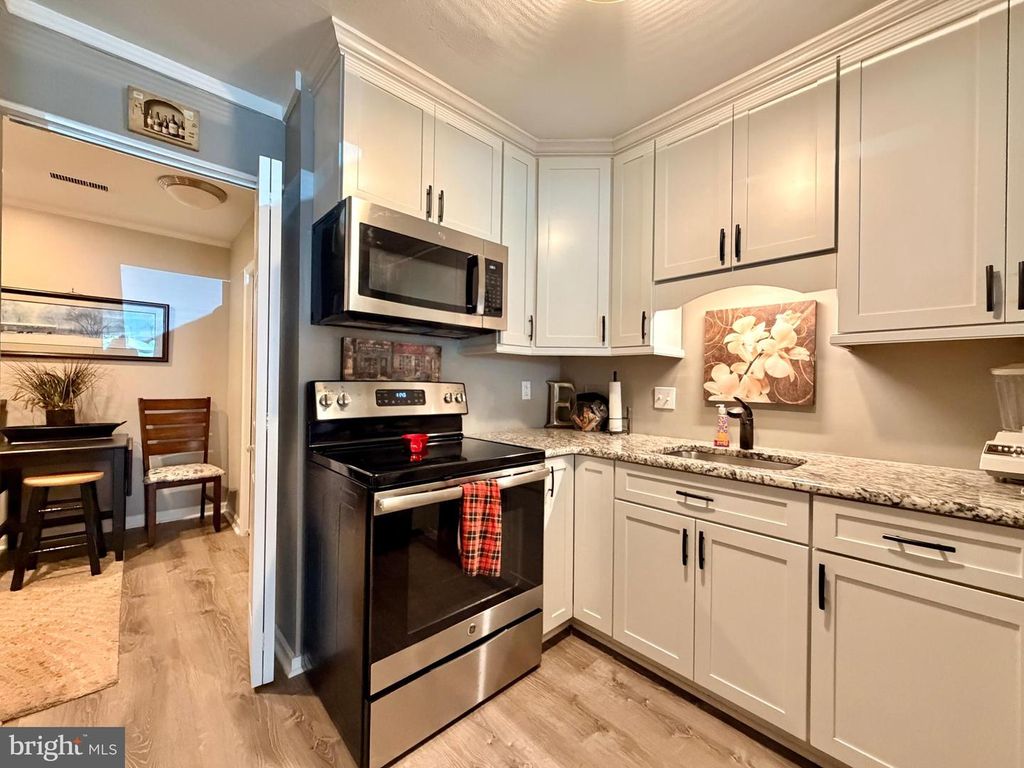 530 SUMMIT HOUSE #530, WEST CHESTER, PA 19382 — photo 5