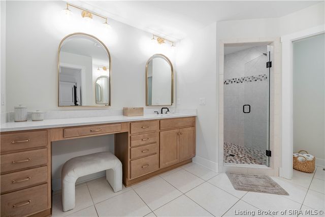 6003 Bangtail Canyon, Sellersburg, IN 47172