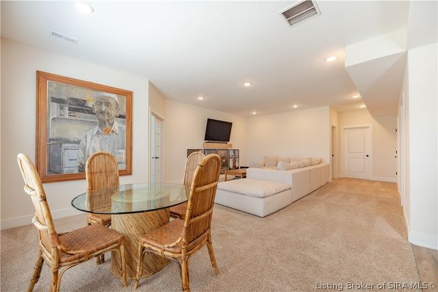 6003 Bangtail Canyon, Sellersburg, IN 47172