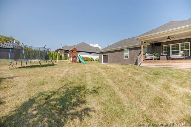6003 Bangtail Canyon, Sellersburg, IN 47172