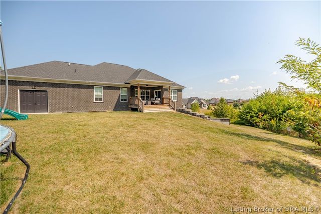 6003 Bangtail Canyon, Sellersburg, IN 47172