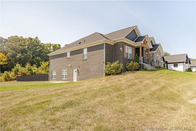 6003 Bangtail Canyon, Sellersburg, IN 47172