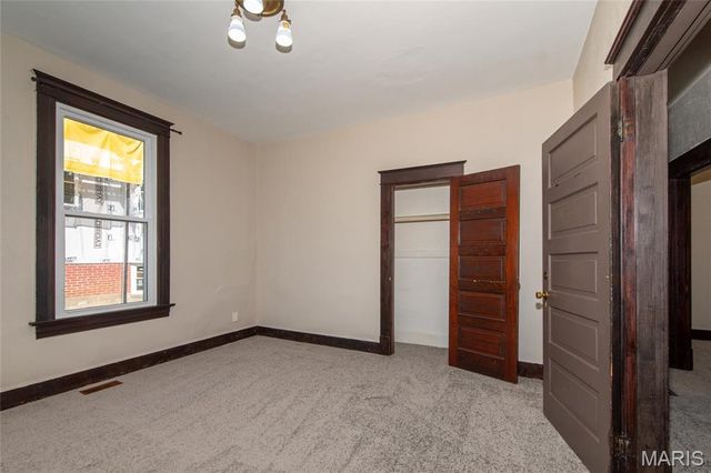629 E C Street, Belleville, IL 62220