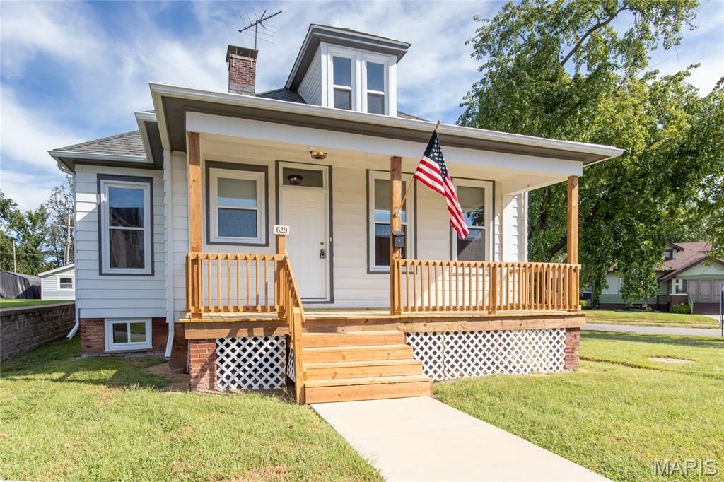629 E C Street, Belleville, IL 62220