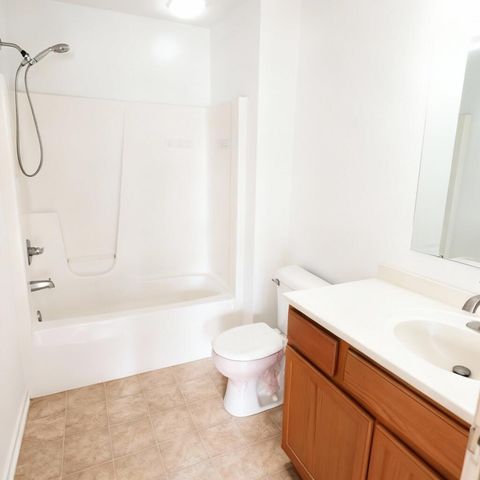 691 W 77th Avenue, Merrillville, IN 46410