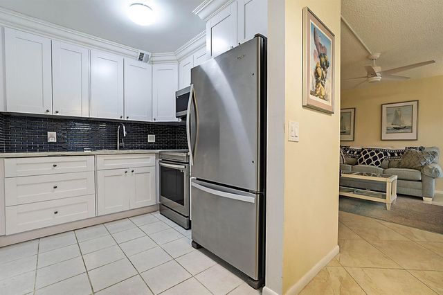 1023 Ellesmere B, Deerfield Beach, FL 33442