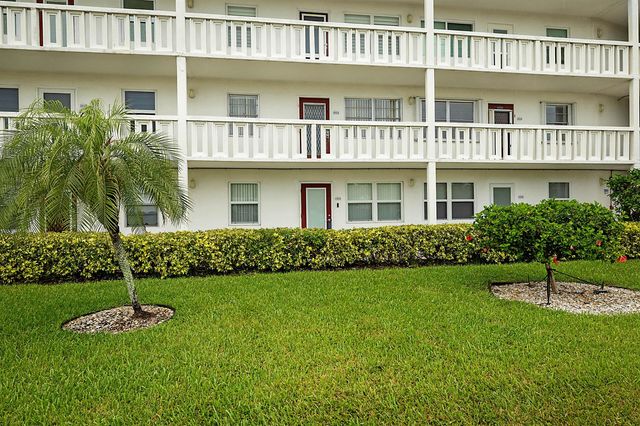 1023 Ellesmere B, Deerfield Beach, FL 33442