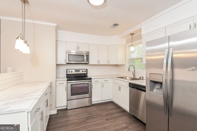 19 Sioux Road NE, Cartersville, GA 30121