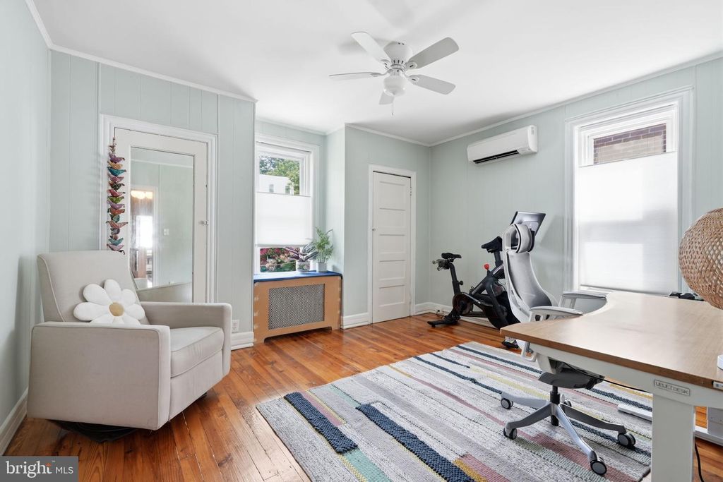 Image 21 of property listing at 3819 MANAYUNK AVE, Philadelphia, PA 19128