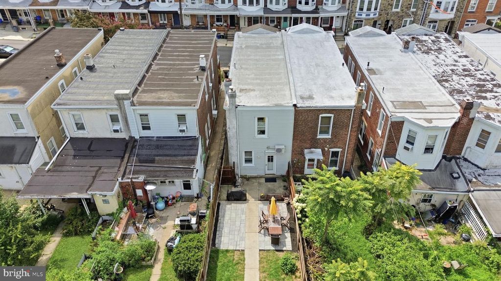 Image 29 of property listing at 3819 MANAYUNK AVE, Philadelphia, PA 19128
